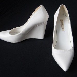 COPY - Mango Pointed White Leather Wedge